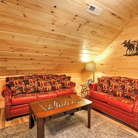 Gatlinburg Cabin With Hot Tub 5 Mi To Downtown Exterior photo