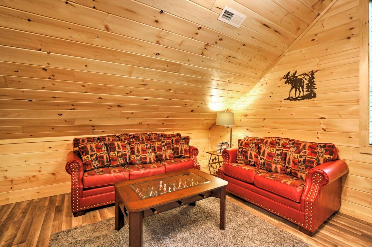 Gatlinburg Cabin With Hot Tub 5 Mi To Downtown Exterior photo