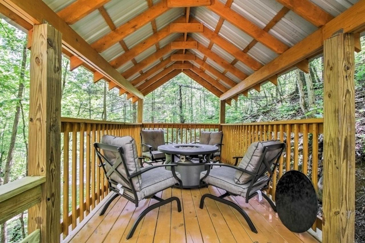 Gatlinburg Cabin With Hot Tub 5 Mi To Downtown Exterior photo