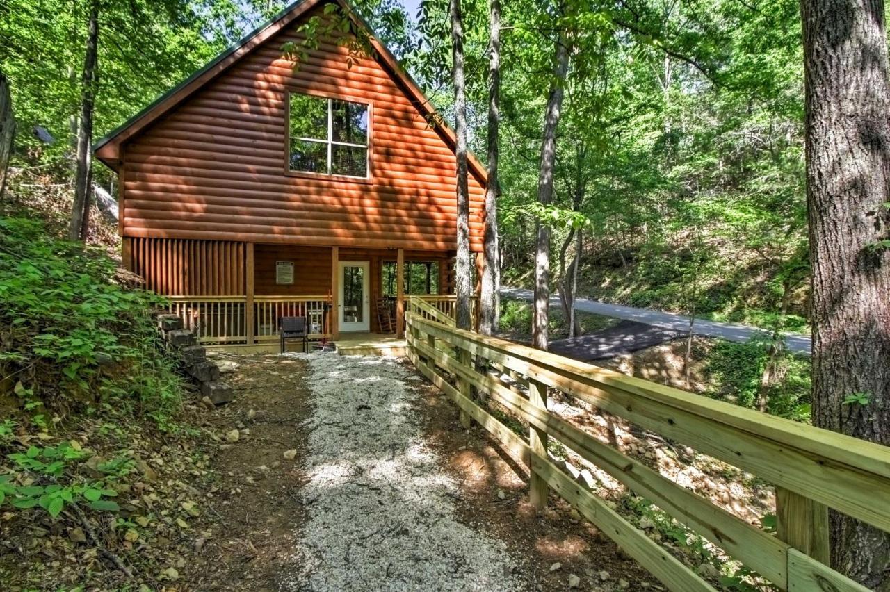 Gatlinburg Cabin With Hot Tub 5 Mi To Downtown Exterior photo